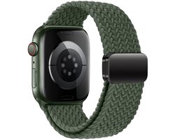 Top 10 smartwatchbandjes 2026: Stravo gevlochten nylon bandje met magneetgesp voor Apple Watch groen