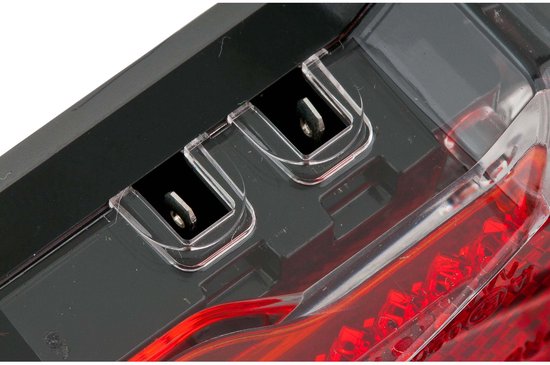 AXA Riff Fietsverlichting - LED Fietslampjes Achterlicht op Batterijen - Auto on/off systeem - 50-80 mm - Fietslicht met Zijzicht van AXA — afbeelding 2