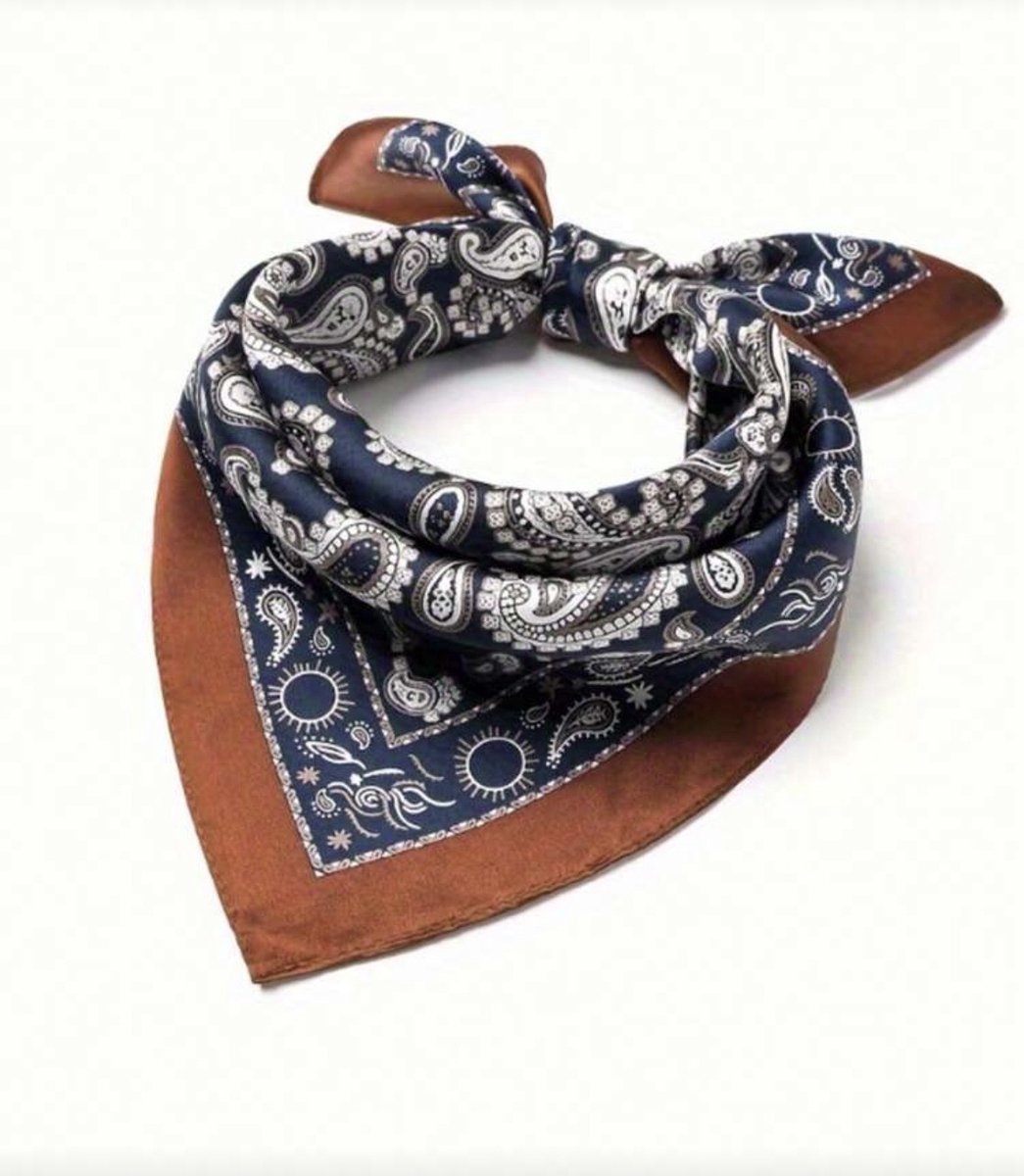 Sjaaltje met print - Koningsdag - oranje - bandana met print - haarband - sjaaltje meerkleurig - bandana - vierkant sjaaltje met print - bandana sjaaltje - oranje sjaal - Koningsdag - kingsday - oranje - orange - oranje accessoire