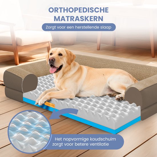 Labrador op een orthopedisch hondenbed met een traagschuim matras. Noppenstructuur zorgt voor ventilatie.