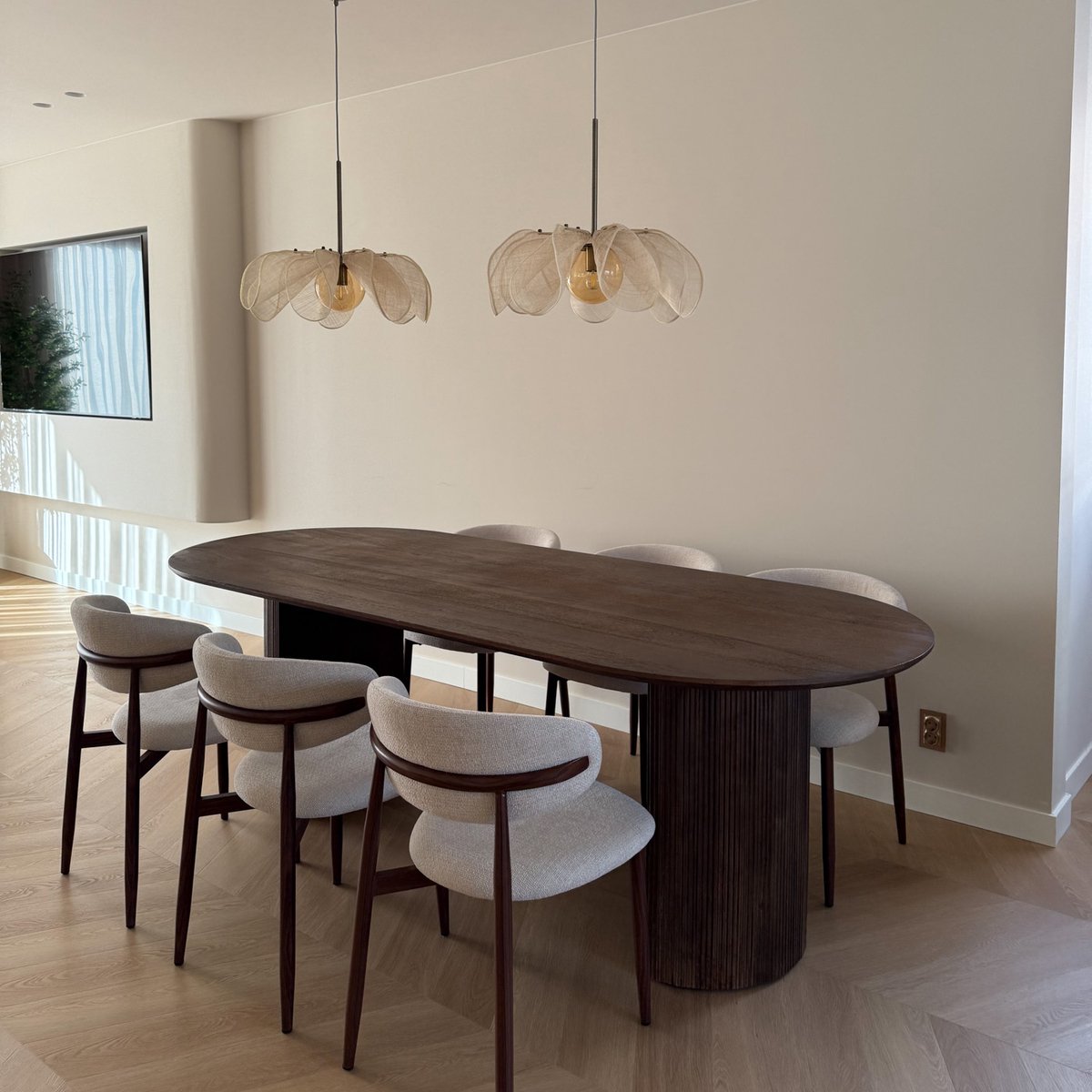 Old Inn - Eettafel Luca Deens Ovaal Bruin 240cm