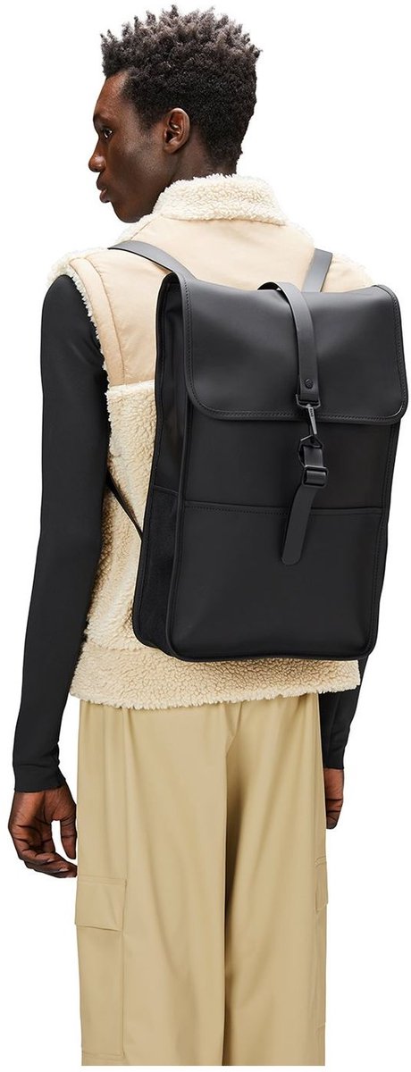 Rains W3 Unisex Rugzak - Zwart – foto 4