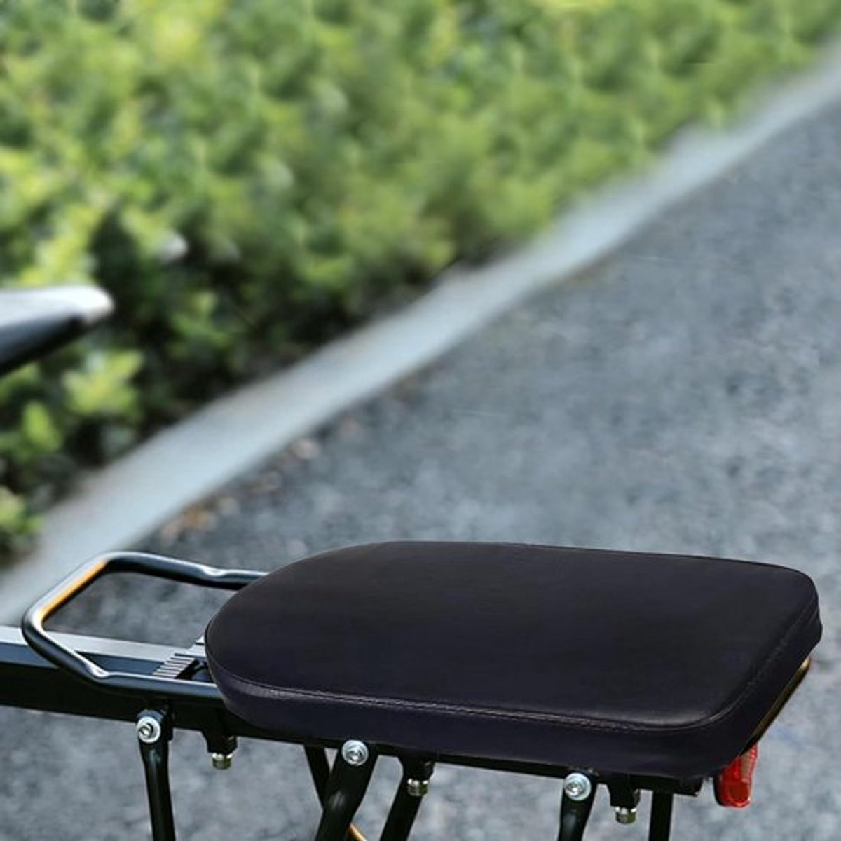 Fietszadelkussen voor achter - fietszadel - fiets accessoires - 30*15*5,5 cm - kunstleer - zwart