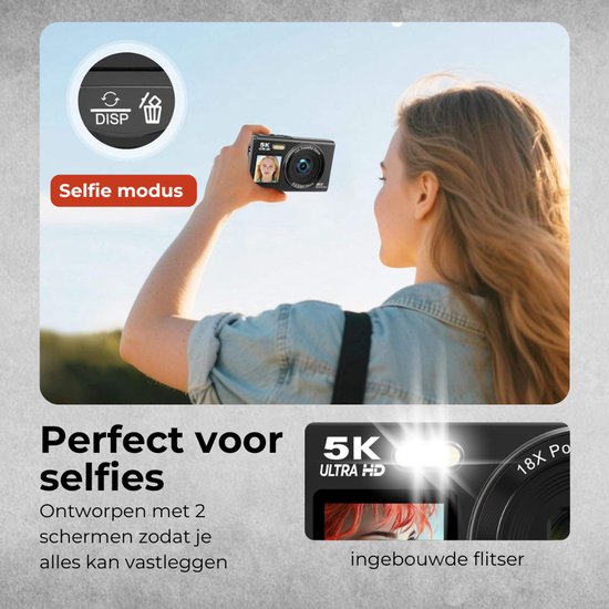 Vrouw neemt selfie met de 5K digitale camera in selfie modus met ingebouwde flitser.