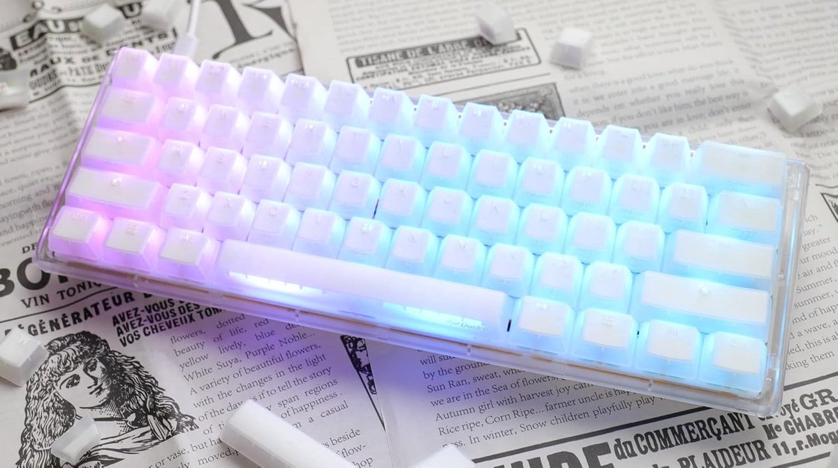 Compact Mechanisch Gaming Toetsenbord Mini (60%) met Brown Switches en RGB-Verlichting