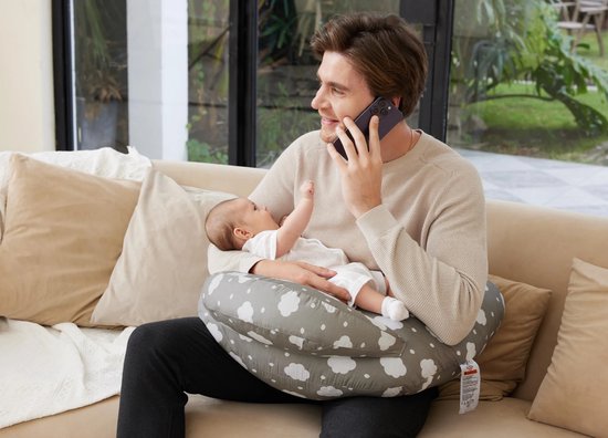 Mogi Products-Luxe Multifunctioneel Voedingskussen - Ergonomisch Borstvoedingskussen met Wolkenprint - Flesvoeding kussen - Grijs/Wit - Afneembare Hoes van Merkloos — afbeelding 2