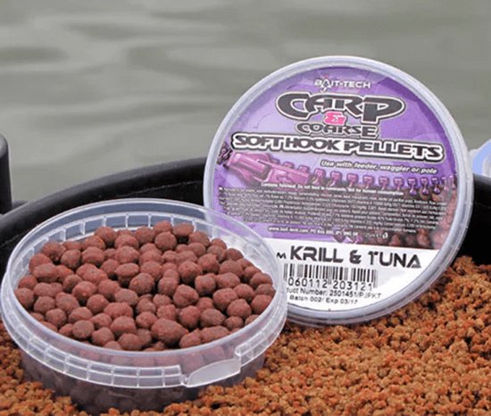 Bait Tech Carp & Coarse Soft Hook Pellets 6mm 6mm Strawberry van Bait-Tech — afbeelding 2