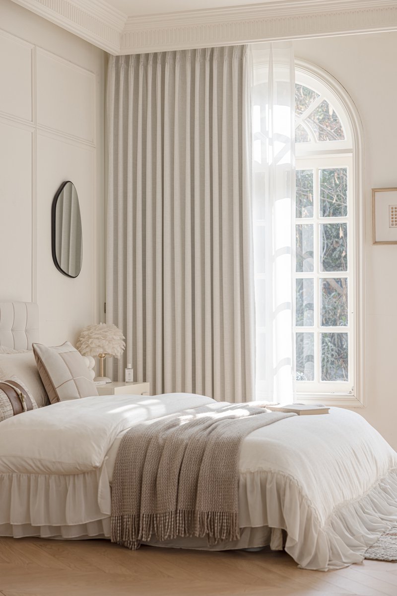 Maroyathome MARION - Voorzien van dubbele plooien - Voorzien van verstelbare haken - Lichtdicht - Isolerend - 100 procent verduisterend - Kant en klaar - 200 x 270 cm (b x h) - Off White
