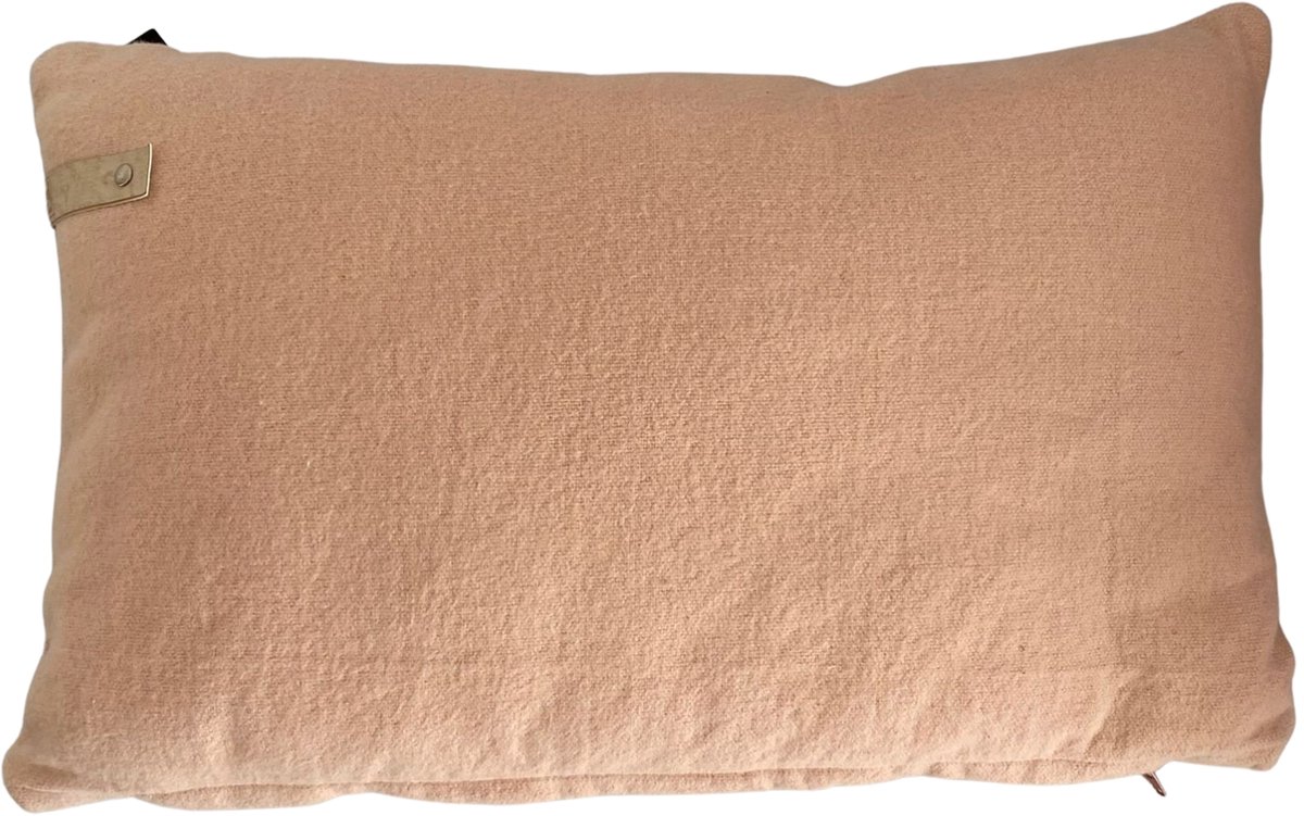 In the Mood Kussen Roze 55x35 cm – Decoratief Sierkussen – Zacht Woonkussen voor Bank en Stoel