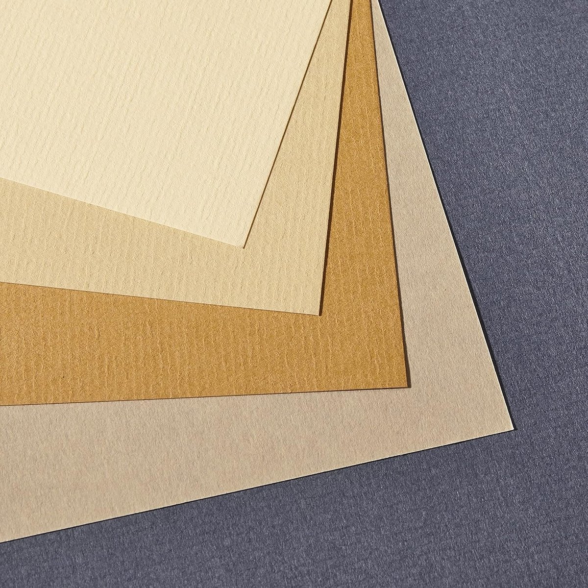 Pastel papier voor kunstenaars - Spiraalvormige pad met 24 vellen, 6 kleuren en gelegde textuur — cadeau in Hobby - foto 3