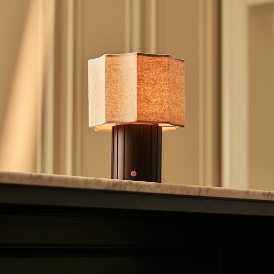Tavellio Channa Oplaadbare Tafellamp – H22 – Hout en linnen – Donkerbruin