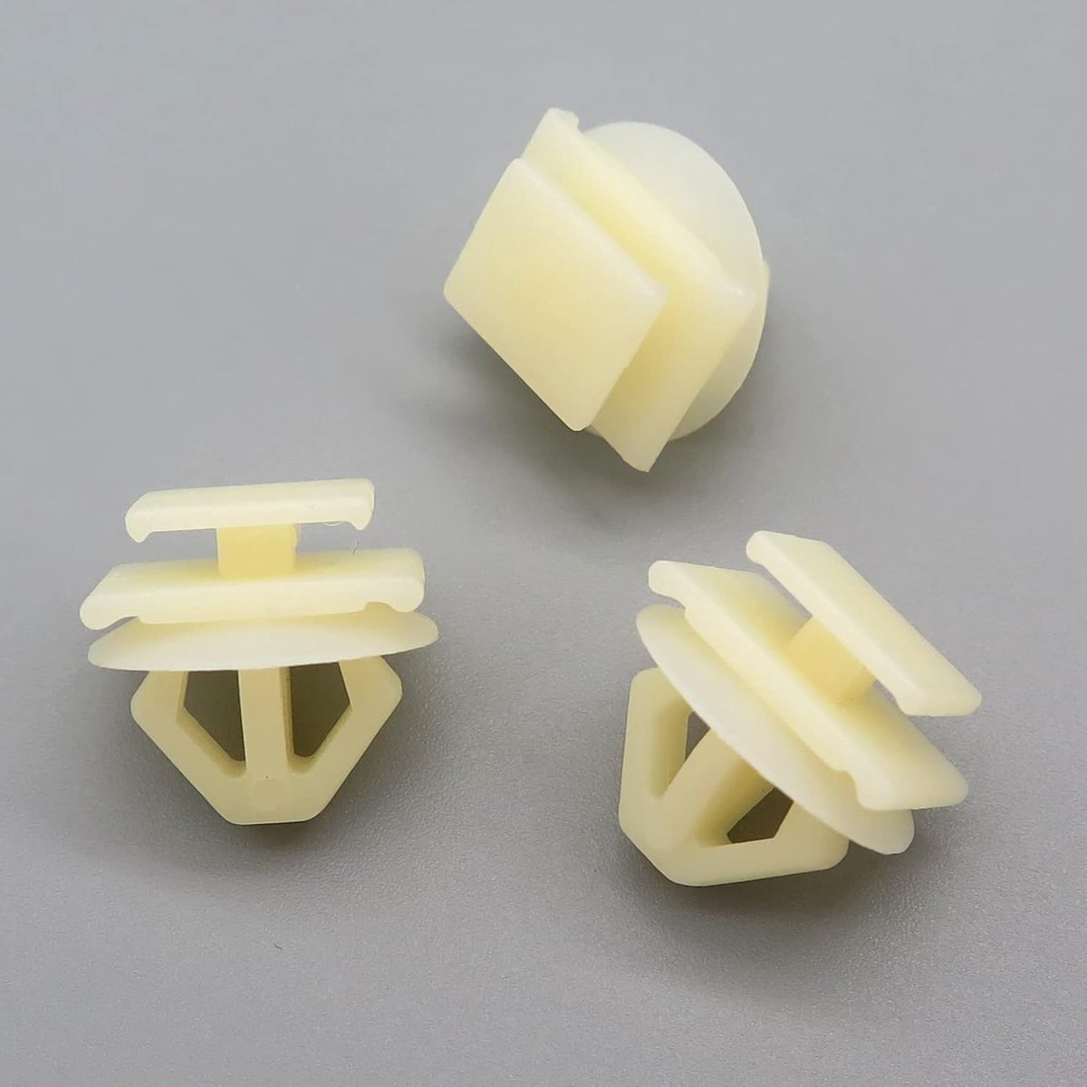 Plastic Clips - Bevestigingsclips - Auto Onderdelen - Directe Vervanging - 10 Stuks - Wit