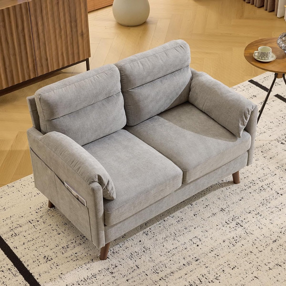 Loveseat 2-zits 125 x 76 x 86 cm, compacte mini bank met zachte armleuningen, linnen stoffen bank voor woonkamer, kantoor, slaapkamer, lichtgrijs - NoviHome
