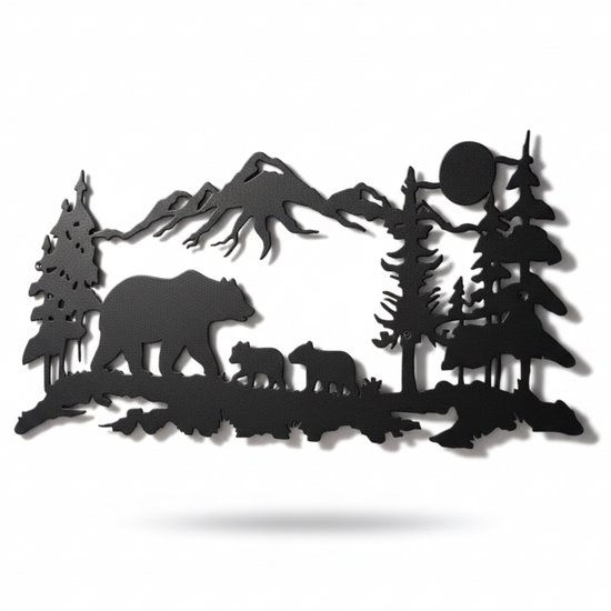 Décoration murale en métal noir avec silhouette d'une famille d'ours dans un paysage forestier.