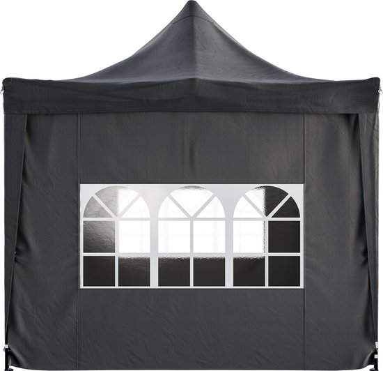 De voorkant van een antracietkleurige partytent met drie gebogen ramen.