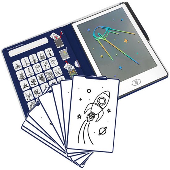 Open Kidywolf KIDYDRAW tekentablet met illustratie van een satelliet, en kaarten met raketten en planeten.