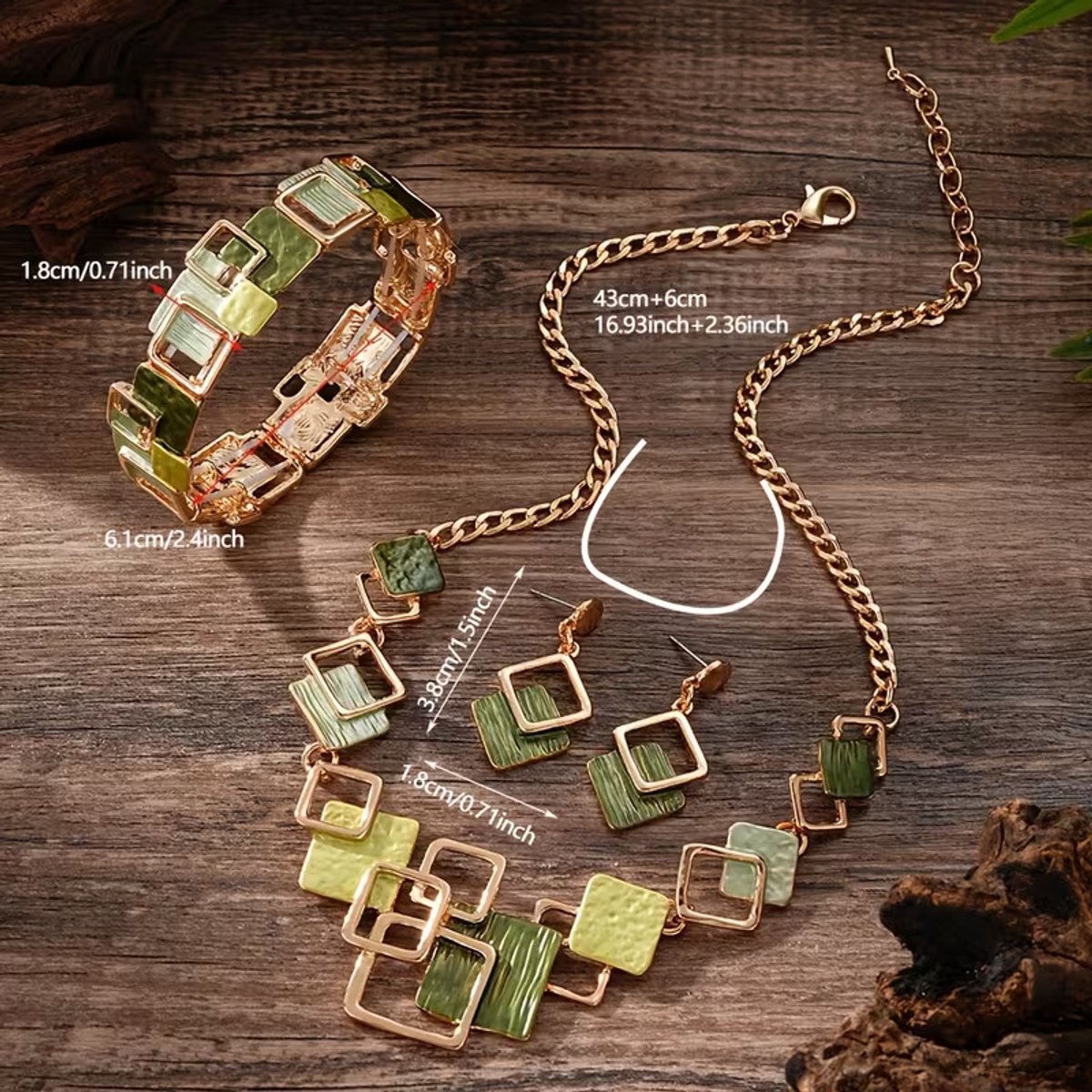 My Sweet Romance® 3-delige Sieradenset – Goudkleurig – Ketting, Armband & Oorbellen – Vintage Emaille.