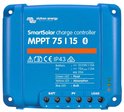 Blauwe Victron SmartSolar MPPT 75|15 laadregelaar met tekst en groene, gele en blauwe LED-indicatoren.