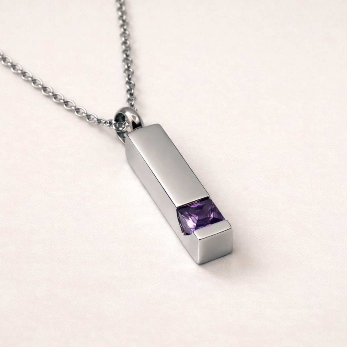Assieraad - Ashanger - Ashanger met ketting - Mini urn - Geboortesteen Alexandriet - Juni - Zilverkleurig