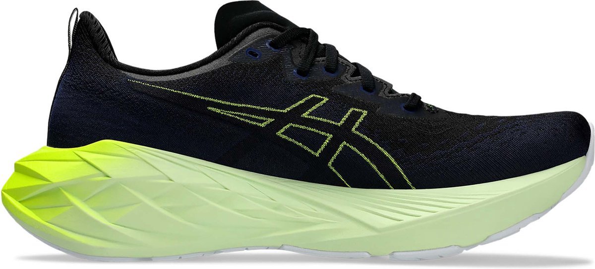 Asics Novablast 4 Sportschoenen – Heren Zwart