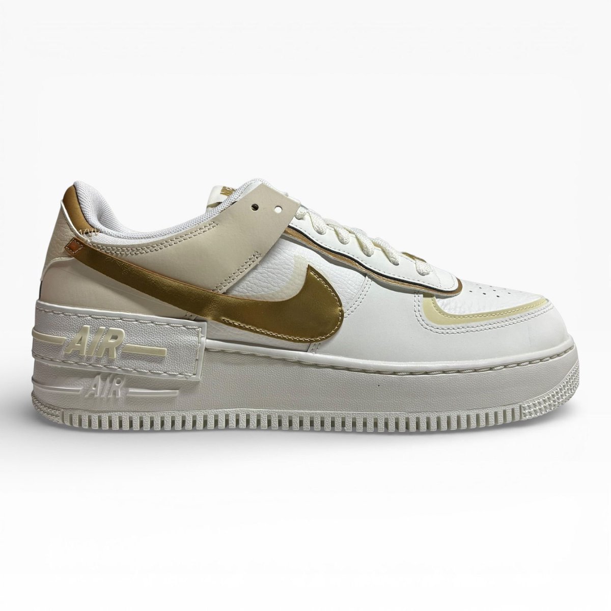 W Nike Air Force 1 Shadow Sneakers Vrouwen Wit