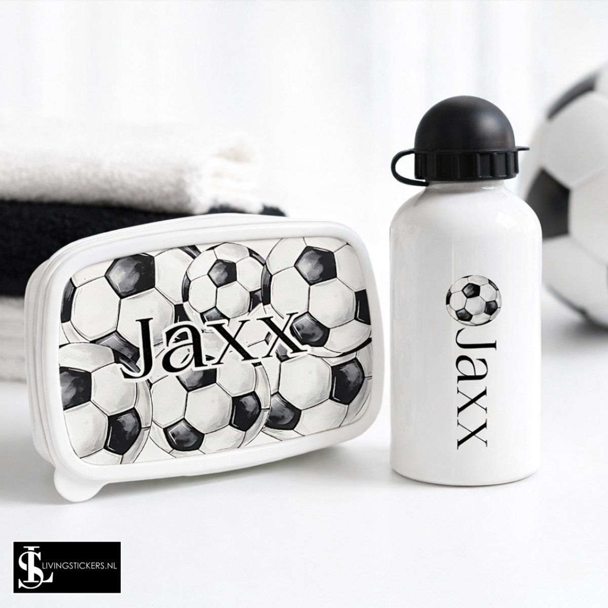 Livingstickers-Gepersonaliseerde Broodtrommel en Drinkfles met Naam – Voetbal Design – Kinder Lunch box Set – Inclusief Naam Bedrukking