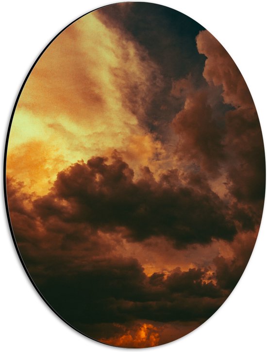 WallClassics - Dibond Ovaal - Donkergekleurde Oranje Wolken - 30x40 cm Foto op Ovaal (Met Ophangsysteem)