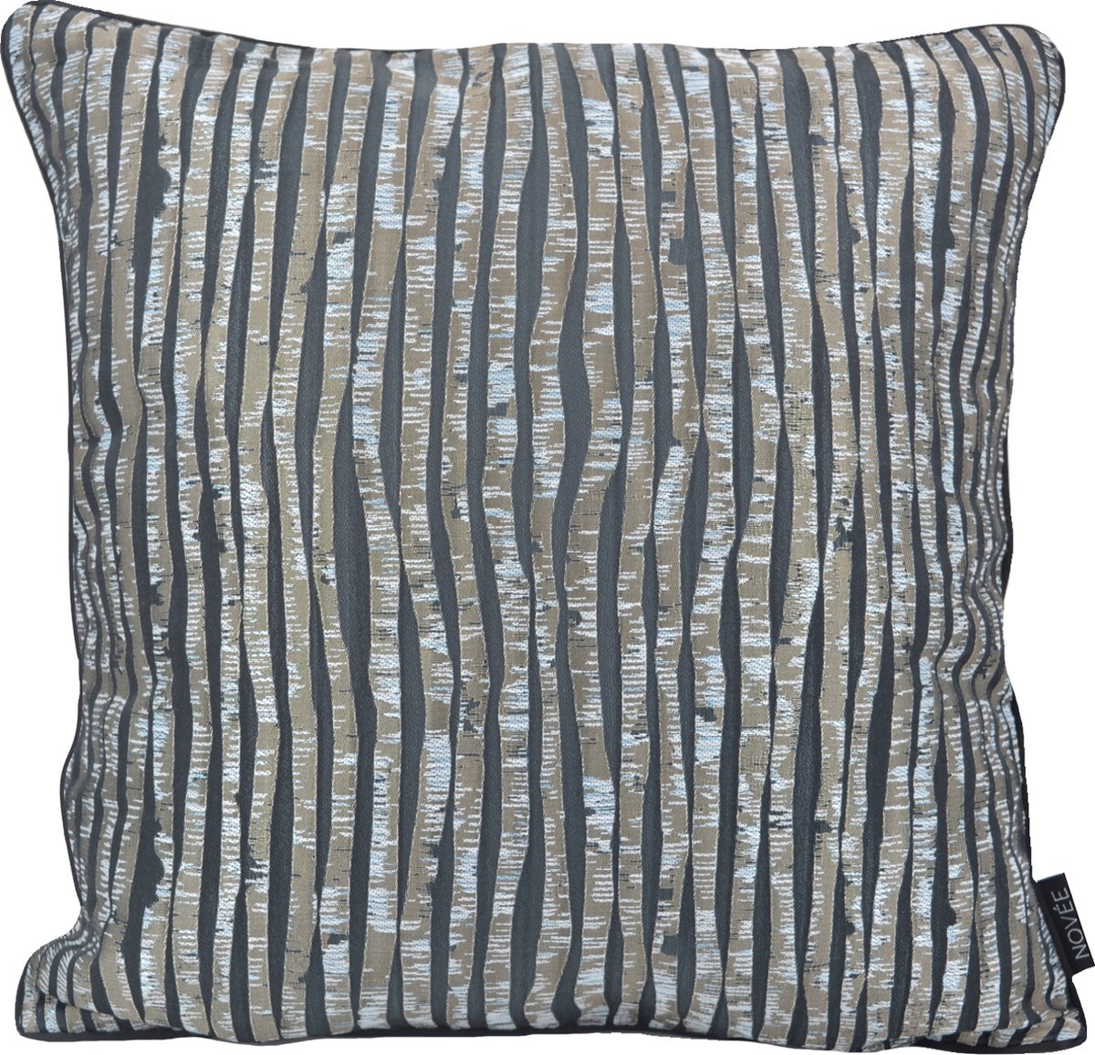 NOVÉE Silver Lines Kussenhoes | Jacquard / Polyester | 45 x 45 cm | Zwart / Zilver