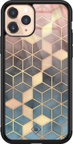 Casimoda® hoesje - Geschikt voor iPhone 11 Pro - Cubes Art - Luxe Hard Case Zwart - Backcover telefoonhoesje - Multi