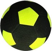 Rubberen straatvoetbal maat 5 - 420 gr met profiel geel, in polybag