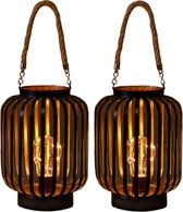 2x stuks led sfeer lantaarns/lampen zwart/goud met timer B16 x H22 cm - Woondecoratie/kerstversiering sfeerverlichting
