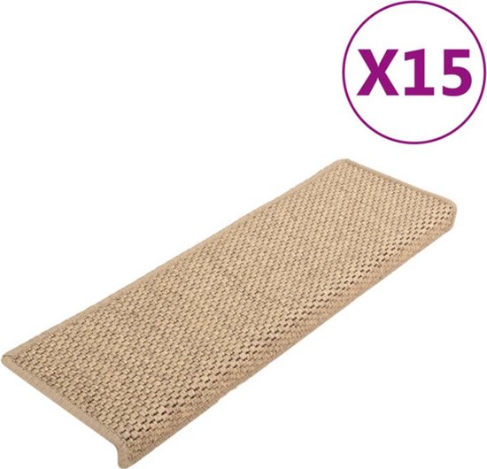 Een enkele zandkleurige trapmat met sisal-look, met een paarse cirkel 'X15'.