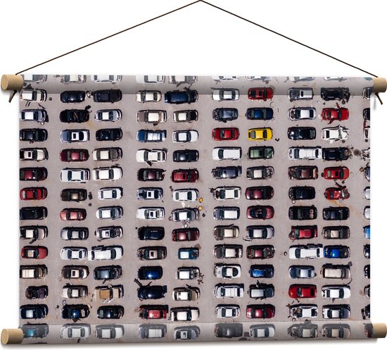 WallClassics - Textielposter - Bovenaanzicht van Auto's op Parkeerplaats - 60x40 cm Foto op Textiel