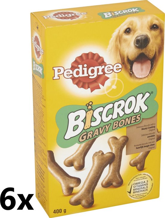 Gele verpakking Pedigree Biscrok Gravy Bones voor honden. Een glimlachende golden retriever kijkt naar de kijker. Vier botvormige koekjes worden getoond.