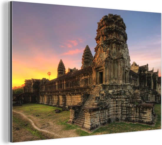 Wanddecoratie Metaal - Aluminium Schilderij Industrieel - Zonsopgang in Angkor Wat in Cambodja - 90x60 cm - Dibond - Foto op aluminium - Industriële muurdecoratie - Voor de woonkamer/slaapkamer