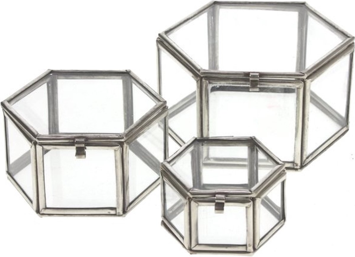 Doosje glas 6 hoekig met metaal zilverkl. s/3 8x7,5x4,5cm
