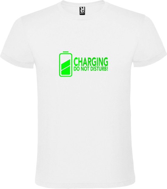 Wit T-Shirt met “ Charging / Do NOT Disturb “ afbeelding Neon Groen Size XXXL