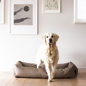 District 70 URBAN - Stoere design hondenmand - Imitatie leer - Kleur: Taupe, Maat: L - 100 x 70 x 20 cm