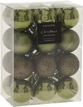 24x stuks mini kerstballen mix groen tinten glans/mat/glitter kunststof diameter 3 cm - Kerstboom versiering