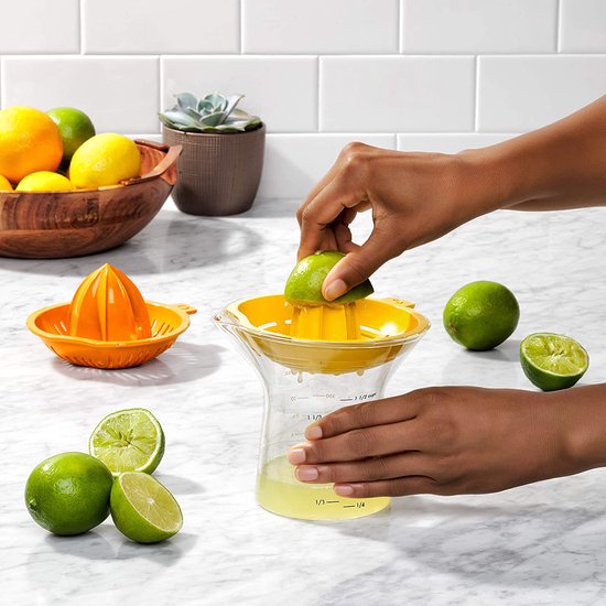 OXO Good Grips Citruspers 2 in 1 van OXO Good Grips — afbeelding 2