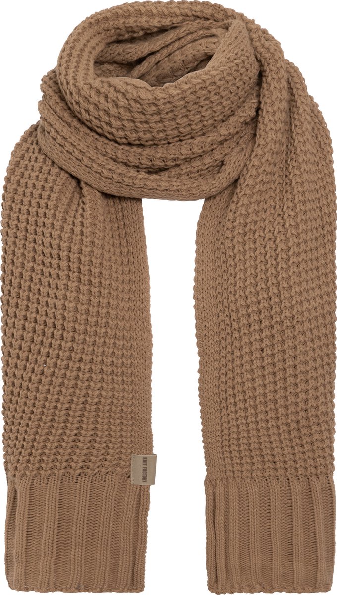 Knit Factory Robin Gebreide Sjaal Dames & Heren - Warme Wintersjaal - Grof gebreid - Langwerpige sjaal - Wollen sjaal - Heren sjaal - Dames sjaal - Unisex - Nude - Bruin - 200x40 cm