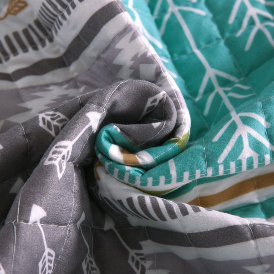 Emma Barclay Spring - Gewatteerde patchwork sprei set - dubbel Emma Barclay Spring - Gewatteerde patchwork sprei set - dubbel