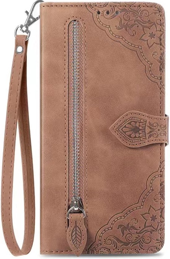 This Crossbody Phone Case Is Travel Writer-approved