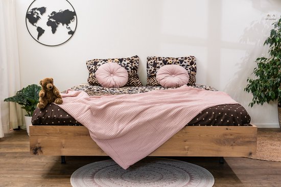Zwevend bed - Bed Mila -inclusief open nachtkastje - 180 x 200 | bol.com