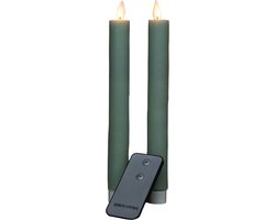 Kaarsen set van 2x stuks Led dinerkaarsen jade groen inclusief afstandsbediening 23 cm