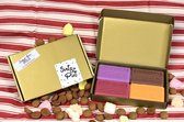 Sint & Piet pakket met Sandelhout, Chocolade, Mandarijn & Snoepappel - sinterklaas cadeau volwassenen