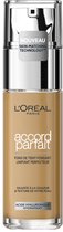 L’Oréal Paris - Accord Parfait Foundation - 6N - Natuurlijk Dekkende Foundation met Hyaluronzuur en SPF 16 - 30 ml