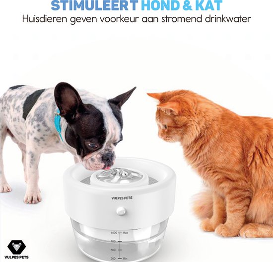 Vulpes Goods® Pets - Drinkfontein voor Kat & Hond – Draadloze Kattenfontein – Waterbak en Waterfontein Kat – Oplaadbaar, Draagbaar & Draadloos - Drinkbak Hond - Anti Knoei - PRO Versie