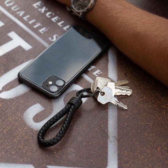 SERASAR Porte-clés [Strong], Noir, en Cuir avec Porte-clés en Acier Inoxydable