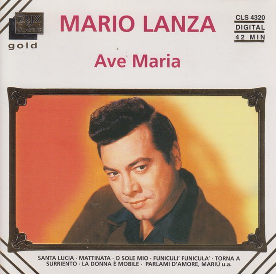 Mario Lanza op de albumhoes van Ave Maria, met een portretfoto van de zanger.